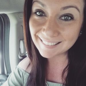 Meet your Posher, Jenn